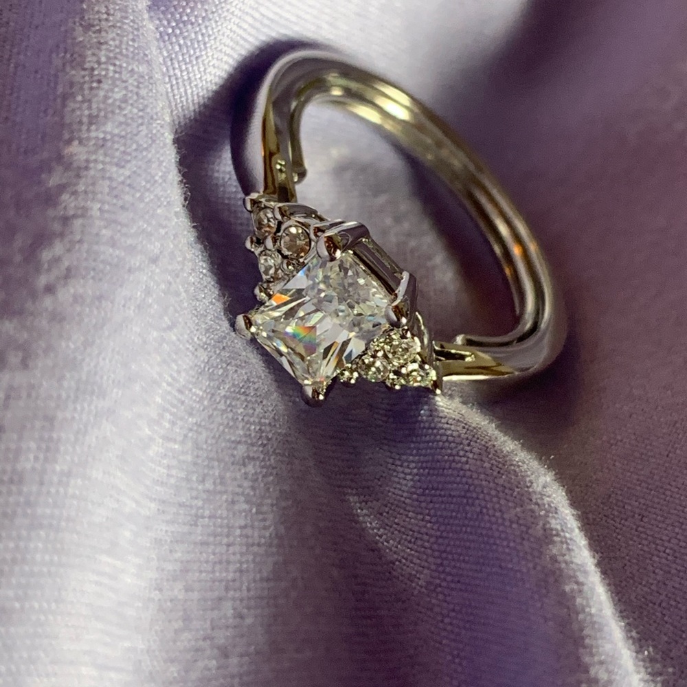 NWT Sterling Silver Ring